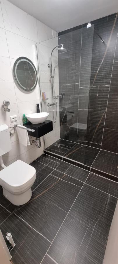 Studio-Apartment ' Andrei 1 ' - Neu In Neuburg An Der Donau Ngoại thất bức ảnh